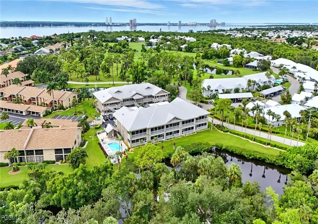 Listing Photo 2 - Condo for sale in building located at 15256 Riverbend Blvd, North Fort Myers, FL 33917 - Unit #105
