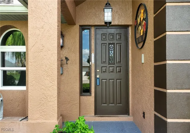 Photo 2 of Sale Pending at 622 Weston Rd, Lehigh Acres, FL 33936 | MLS# 2025008604 | Listing updated on 2026-09-10