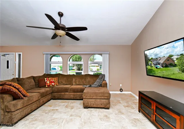Photo 3 of Sale Pending at 622 Weston Rd, Lehigh Acres, FL 33936 | MLS# 2025008604 | Listing updated on 2026-09-10