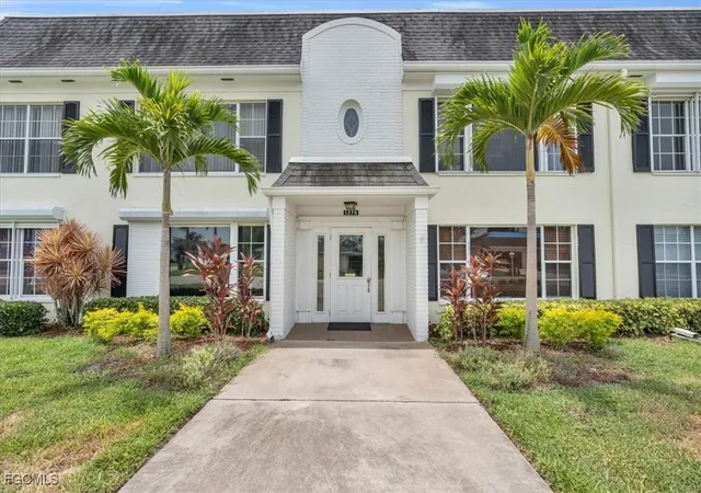 Photo 2 of Condo for sale at 1376 S Brandywine Cir #4, Fort Myers, FL 33919 | MLS# 2025008854 | Listing updated on 2026-09-21