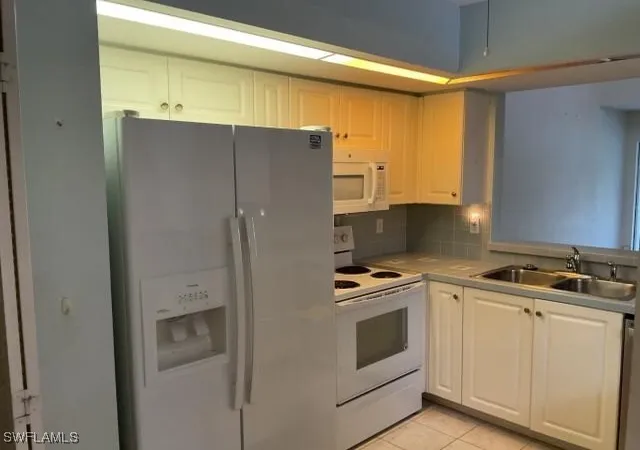 Photo 3 of Townhouse for sale at 4190 Jace Ct, Estero, FL 33928 | MLS# 225070038 | Listing updated on 2026-09-10
