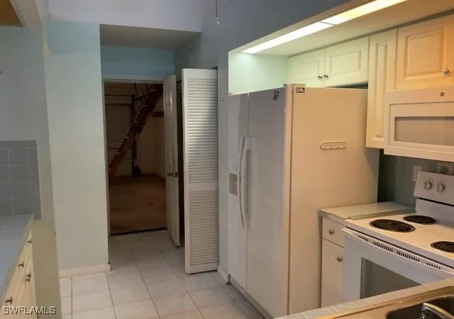 Photo 3 of Townhouse for sale at 4190 Jace Ct, Estero, FL 33928 | MLS# 225070038 | Listing updated on 2026-09-10