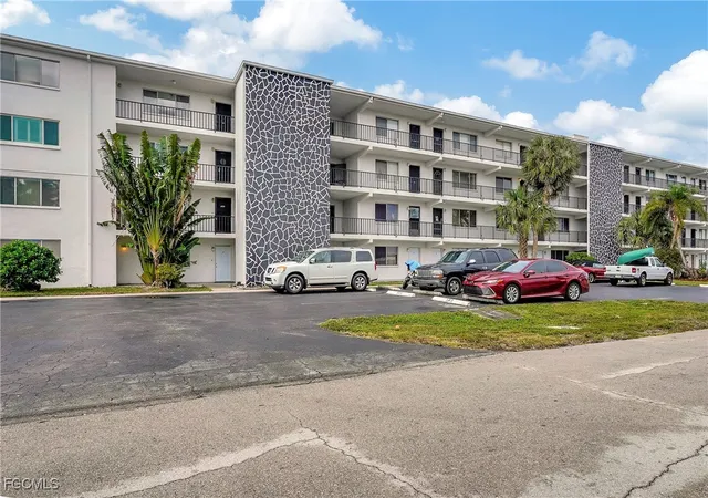 Photo 2 of Condo for sale at 4906 Victoria Dr #209, Cape Coral, FL 33904 | MLS# 2025010237 | Listing updated on 2026-09-12