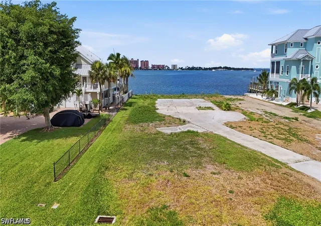 Photo 4 of Land for sale at 926 San Carlos Dr, Fort Myers Beach, FL 33931 | MLS# 225070841 | Listing updated on 2026-09-13