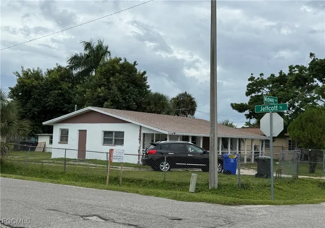Photo 1 of Single family home for sale at 2629 Midway Ave, Fort Myers, FL 33916 | MLS# 2025012327 | Listing updated on 2026-10-07