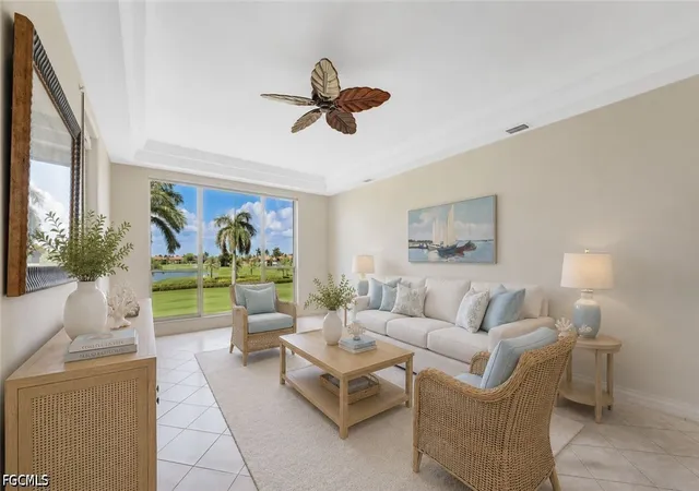 Listing Photo 4 - Condo for sale at Bellavista, Unit 33B 11110 Harbour Yacht Ct, Bellavista, Miami, FL 33908 | Built Year: 1980-2000