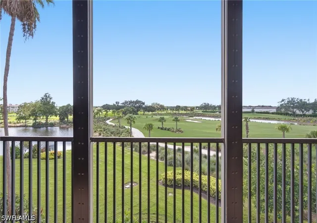 Listing Photo 4 - Condo for sale in building located at 560 El Camino Real, Naples, FL 34119 - Unit #1202