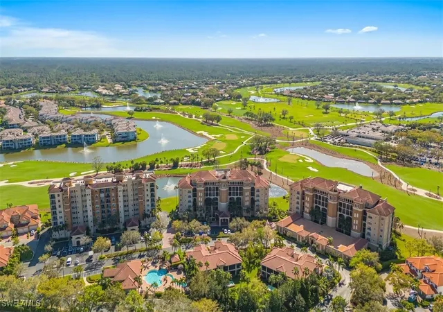 Listing Photo 5 - Condo for sale in building located at 560 El Camino Real, Naples, FL 34119 - Unit #1202