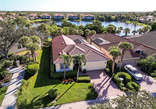 Photo 1 of Single family home for sale at 8920 Crown Colony Blvd, Fort Myers, FL 33908 | MLS# 2025013231 | Listing updated on 2026-09-03