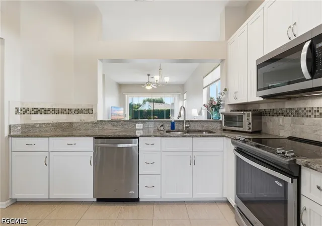 Photo 4 of Sale Pending at 12784 Devonshire Lakes Cir, Fort Myers, FL 33913 | MLS# 2025013485 | Listing updated on 2026-09-21