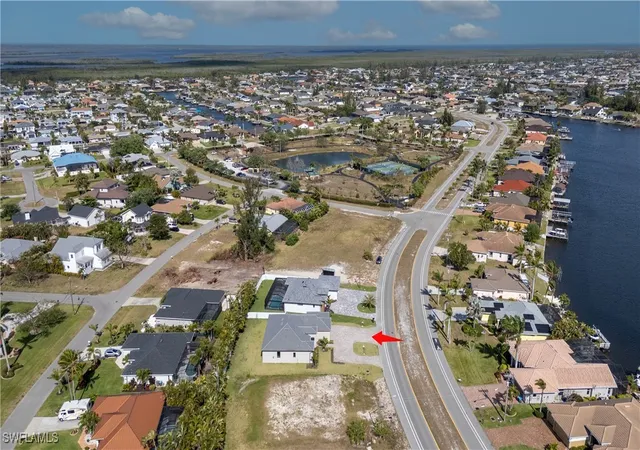 Photo 3 of Single family home for sale at 3410 Ceitus Pkwy, Cape Coral, FL 33991 | MLS# 2025001373 | Listing updated on 2026-09-10
