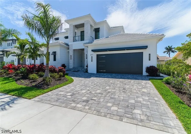 Photo 4 of Single family home for sale at 641 Dorando Ct, Marco Island, FL 34145 | MLS# 225069962 | Listing updated on 2026-09-09