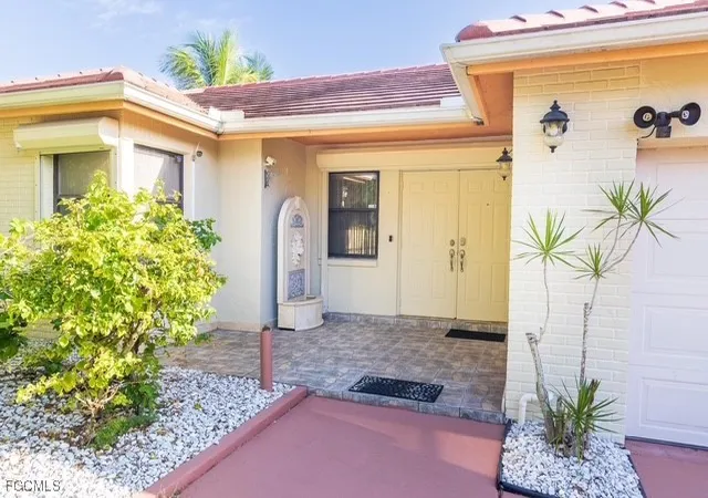 Photo 3 of Single family home for sale at 9697 Galley Ct, Fort Myers, FL 33919 | MLS# 2025014333 | Listing updated on 2026-09-15