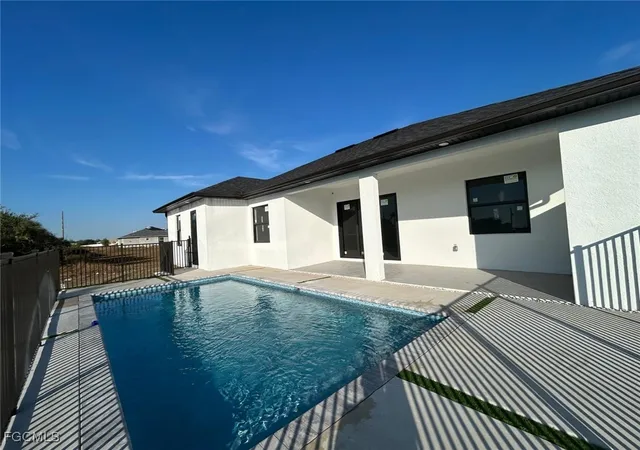 Photo 3 of Sale Pending at 2610 Ne 1st Pl, Cape Coral, FL 33909 | MLS# 2025014619 | Listing updated on 2026-09-11