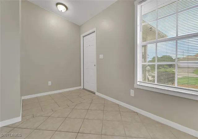 Photo 2 of Single family home for sale at 1121 Sw 9th Avenue, Cape Coral, FL 33991 | MLS# 225074348 | Listing updated on 2026-09-14