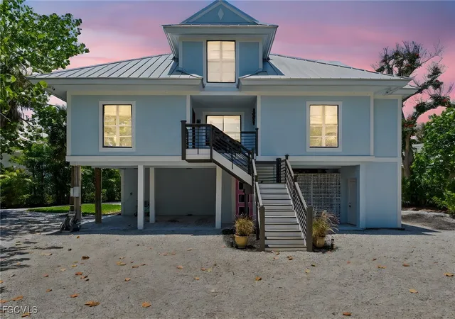 Photo 3 of Sale Pending at 419 Lighthouse Way, Sanibel, FL 33957 | MLS# 2025015008 | Listing updated on 2026-09-03