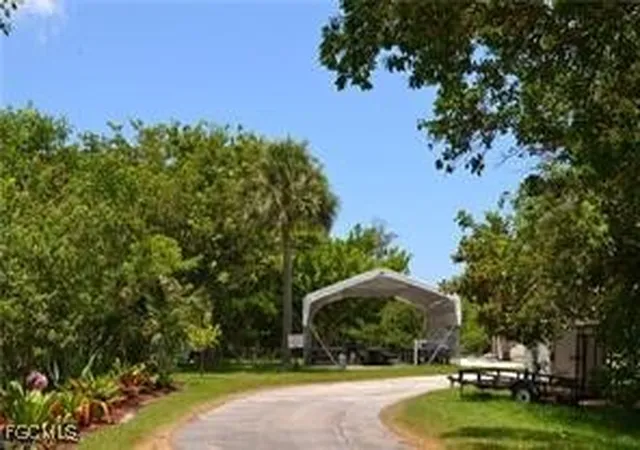 Photo 4 of Land for sale at 4915 Gulfgate Ln, St James City, FL 33956 | MLS# 2025016452 | Listing updated on 2026-10-16