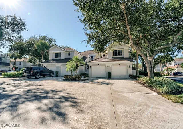 Photo 2 of Sale Pending at 25203 Pelican Creek Cir #102, Bonita Springs, FL 34134 | MLS# 225073469 | Listing updated on 2026-09-06