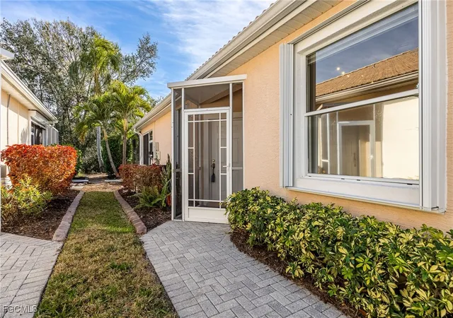 Photo 3 of Townhouse for sale at 7678 Bay Lake Dr, Fort Myers, FL 33907 | MLS# 2025017575 | Listing updated on 2026-09-13