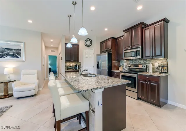 Listing Photo 5 - Condo for sale in building located at 8510 Violeta St, Bonita Springs, FL 34135 - Unit #203