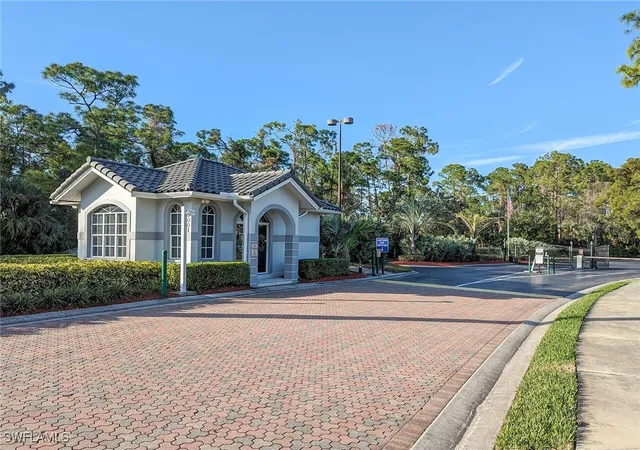 Listing Photo 2 - Condo for sale in building located at 409 Gabriel Cir, Naples, FL 34104 - Unit #2207