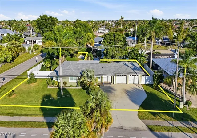Photo 1 of Single family home for sale at 5229 Pelican Blvd, Cape Coral, FL 33914 | MLS# 2025018212 | Listing updated on 2026-09-16