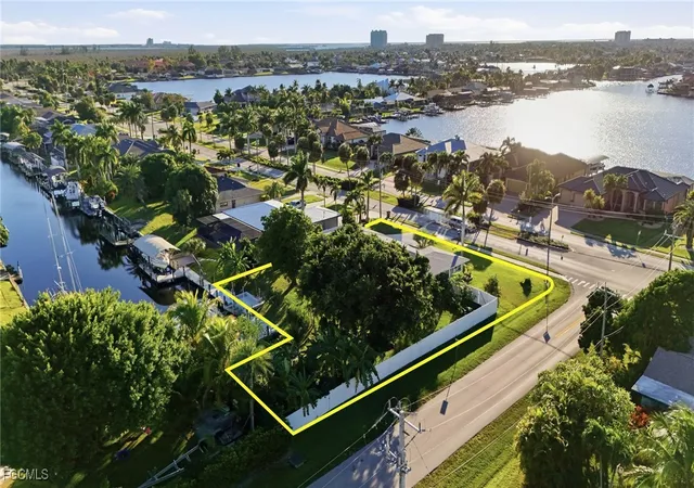 Photo 3 of Single family home for sale at 5229 Pelican Blvd, Cape Coral, FL 33914 | MLS# 2025018212 | Listing updated on 2026-09-16
