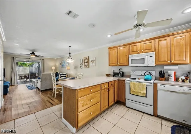 Photo 2 of Townhouse for sale at 6777 Winkler Rd #D 150, Fort Myers, FL 33919 | MLS# 2025018417 | Listing updated on 2026-09-11