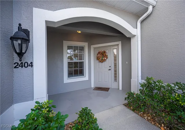 Photo 3 of Sale Pending at 10109 Colonial Country Clb Blvd #2404, Fort Myers, FL 33913 | MLS# 2025019112 | Listing updated on 2026-09-16