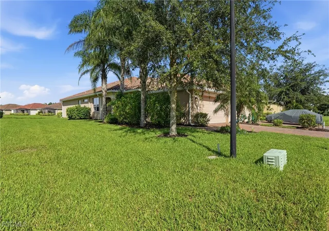 Photo 2 of Townhouse for sale at 2009 Tamarron Ln, Naples, FL 34120 | MLS# 2025019238 | Listing updated on 2026-09-12