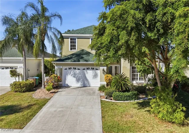 Photo 3 of Single family home for sale at 1624 Emerald Cvs Dr, Cape Coral, FL 33991 | MLS# 2025019323 | Listing updated on 2026-09-11
