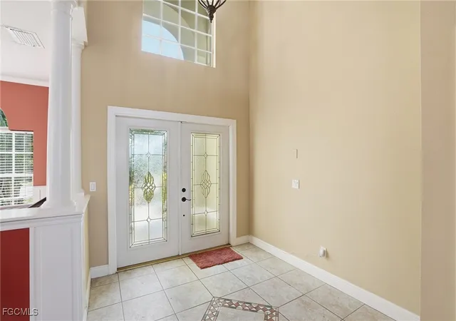 Photo 4 of Single family home for sale at 1624 Emerald Cvs Dr, Cape Coral, FL 33991 | MLS# 2025019323 | Listing updated on 2026-09-11