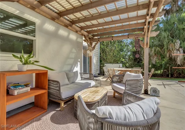 Photo 3 of Single family home for sale at 5092 Boxwood Way, Naples, FL 34116 | MLS# 225077031 | Listing updated on 2026-09-16
