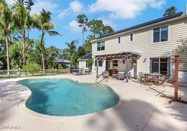 Photo 4 of Single family home for sale at 5092 Boxwood Way, Naples, FL 34116 | MLS# 225077031 | Listing updated on 2026-09-16