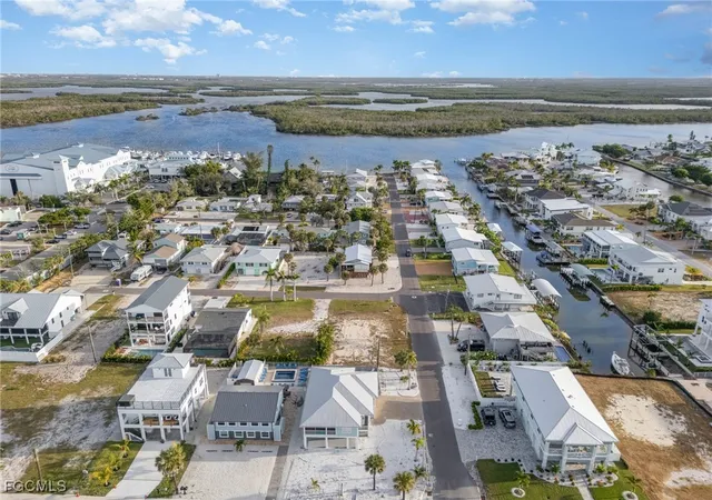 Photo 3 of Sale Pending at 311 Bayland Rd, Fort Myers Beach, FL 33931 | MLS# 2025019921 | Listing updated on 2026-09-12