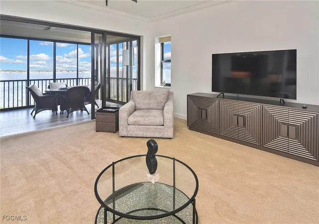 Listing Photo 5 - Condo for sale in building located at 11600Th Ct Of Palms, Fort Myers, FL 33908 - Unit #606