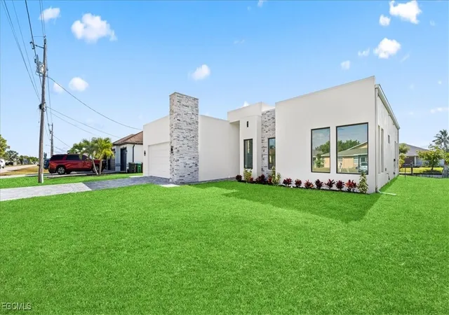 Photo 2 of Single family home for sale at 526 SE 4th Street, Cape Coral, FL 33990 | MLS# 2025020228 | Listing updated on 2026-09-09