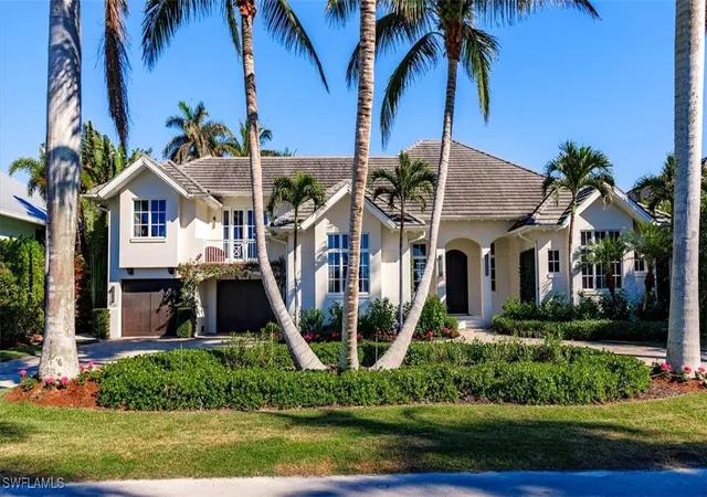 Photo 2 of Single family home for sale at 1935 7th Street S, Naples, FL 34102 | MLS# 225080095 | Listing updated on 2026-09-13