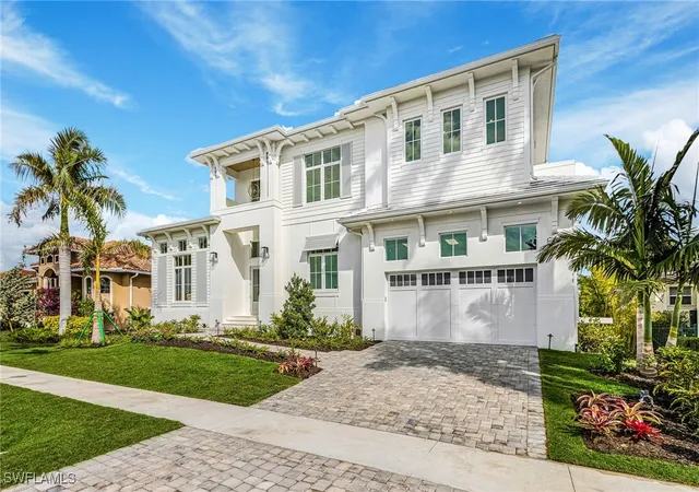 Photo 3 of Single family home for sale at 25 Covewood Ct, Marco Island, FL 34145 | MLS# 225080200 | Listing updated on 2026-09-09