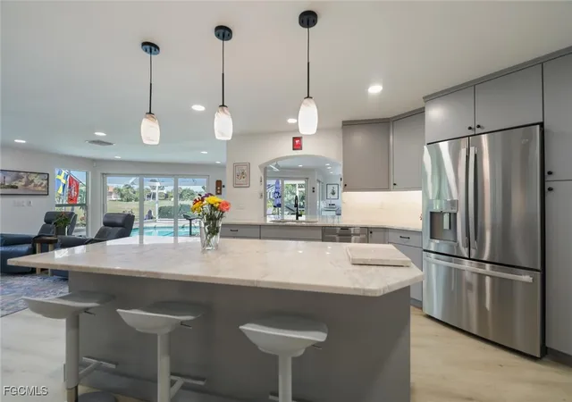 Photo 2 of Single family home for sale at 1264 Par View Dr, Sanibel, FL 33957 | MLS# 2025021067 | Listing updated on 2026-09-18