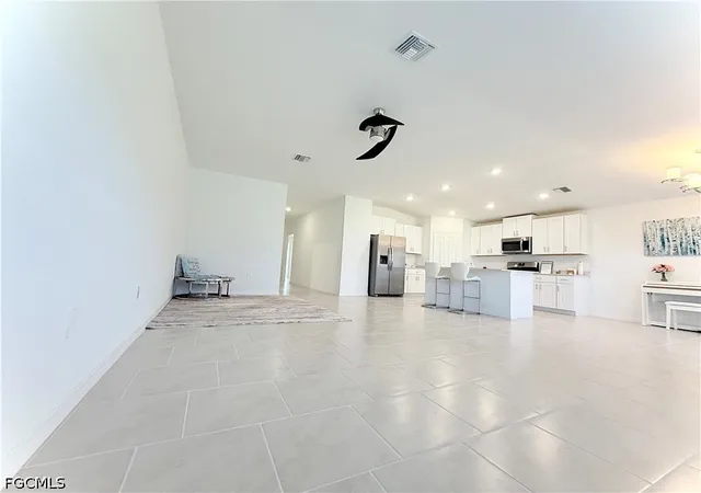 Photo 4 of Single family home for sale at 4110 Etna Ct, North Fort Myers, FL 33917 | MLS# 2025021890 | Listing updated on 2026-10-02