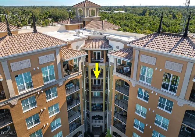Listing Photo 1 - Condo for sale in building located at 2825 Palm Bch Blvd, Fort Myers, FL 33916 - Unit #513