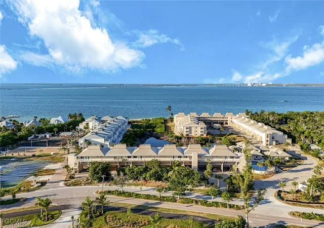 Photo 2 of Condo for sale at 200 Periwinkle Way #214, Sanibel, FL 33957 | MLS# 2025022068 | Listing updated on 2026-09-16