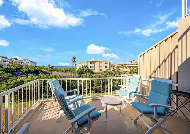 Photo 3 of Condo for sale at 200 Periwinkle Way #214, Sanibel, FL 33957 | MLS# 2025022068 | Listing updated on 2026-09-16