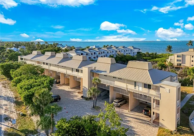 Photo 3 of Condo for sale at 200 Periwinkle Way #214, Sanibel, FL 33957 | MLS# 2025022068 | Listing updated on 2026-09-22