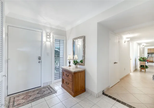 Photo 4 of Condo for sale at 200 Periwinkle Way #214, Sanibel, FL 33957 | MLS# 2025022068 | Listing updated on 2026-09-22