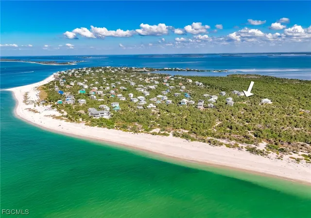 Photo 4 of Land for sale at 751 Rum Rd, Upper Captiva, FL 33924 | MLS# 2025022211 | Listing updated on 2026-09-17
