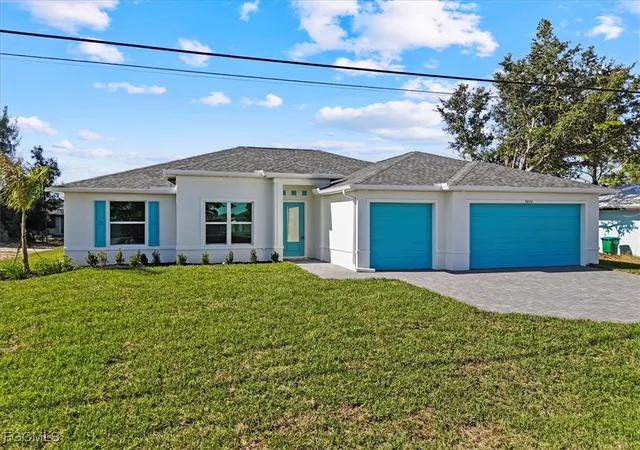 Photo 3 of Sale Pending at 3020 Sw 10th Place, Cape Coral, FL 33914 | MLS# 2025022584 | Listing updated on 2026-09-14