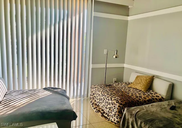 Listing Photo 5 - Condo for sale in building located at 1185 Wildwood Lakes Blvd, Naples, FL 34104 - Unit #101
