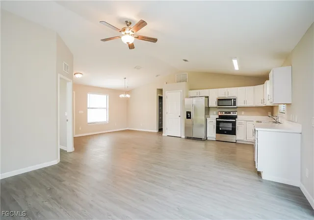 Photo 4 of Single family home for sale at 431 Gray Ave S, Lehigh Acres, FL 33974 | MLS# 2025023053 | Listing updated on 2026-09-04